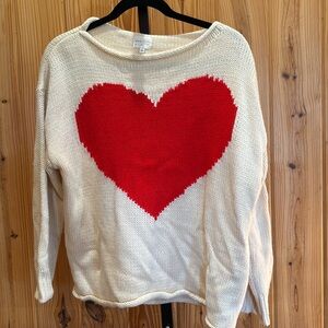Vici heart sweater